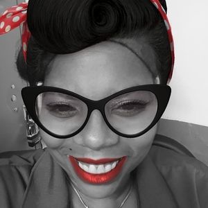 Meet your Posher, Nesie